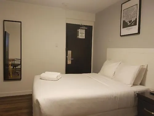 Pembroke Inn Toronto Szálloda